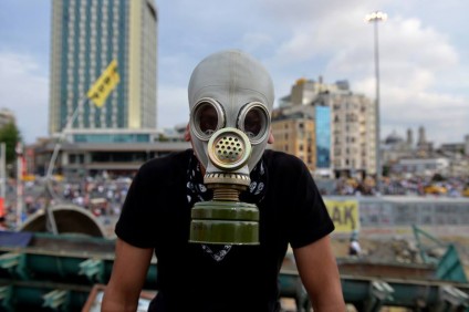 gasmaske-istanbul2013