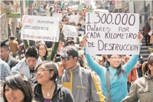 1,3 Mio Dollar fuer jeden KM Zerstoerung: Protest gegen Strassenbau , Quelle: El Dia