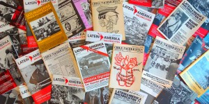 469 Ausgaben Lateinamerika Nachrichten in 40 Jahren sind ganz schön viele Titelbilder.
