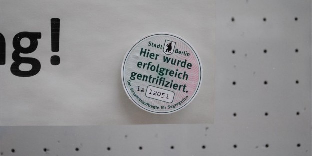 Hier wurde erfolgreich gentrifiziert. Schudomastraße. Berlin-Neukölln. Hier wurde erfolgreich gentrifiziert. Schudomastraße. Berlin-Neukölln.